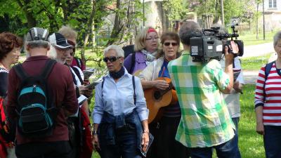 Foto des Albums: NEB-Wanderexpress brachte Gäste aus Berlin auf den Liederweg (26. 04. 2014)