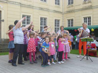 Foto des Albums: Frühlingsfest am Schloss Martinskirchen