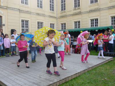 Foto des Albums: Frühlingsfest am Schloss Martinskirchen
