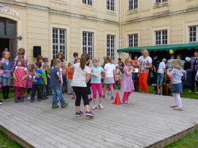 Foto des Albums: Frühlingsfest am Schloss Martinskirchen