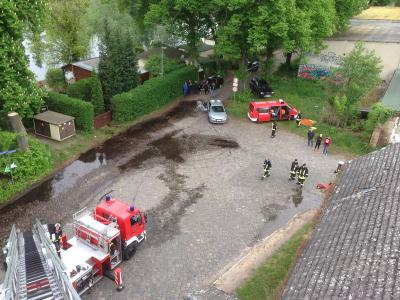 Foto des Albums: Einsatz 082/2014 - Dachstuhlbrand