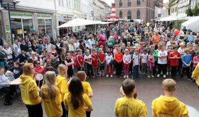 Foto des Albums: SAMBAtucada beim Stadtfest Parchim