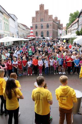 Foto des Albums: SAMBAtucada beim Stadtfest Parchim