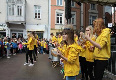 Foto des Albums: SAMBAtucada beim Stadtfest Parchim