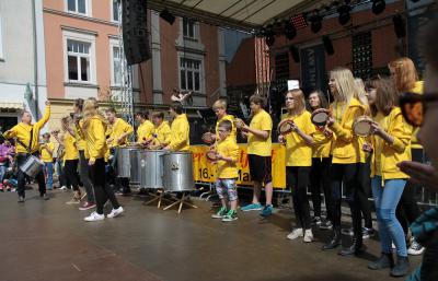 Foto des Albums: SAMBAtucada beim Stadtfest Parchim