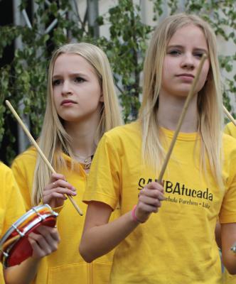 Foto des Albums: SAMBAtucada beim Stadtfest Parchim