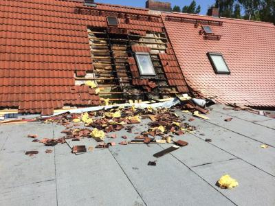Foto des Albums: Einsatz 099/2014 - Dachstuhlbarnd