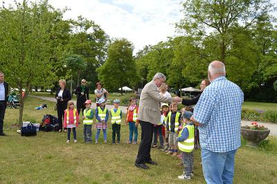 Foto des Albums: Bilder zur Spielplatzeinweihung vom 4. Juni 2014