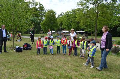 Foto des Albums: Bilder zur Spielplatzeinweihung vom 4. Juni 2014