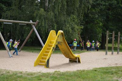Foto des Albums: Bilder zur Spielplatzeinweihung vom 4. Juni 2014