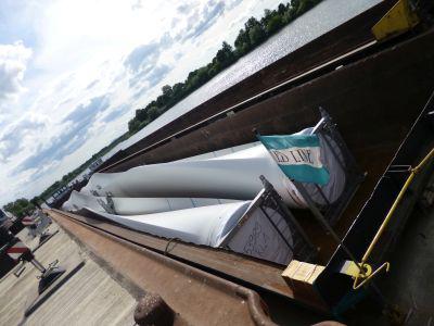 Foto des Albums: Verladung von Windflügel im Hafen Mühlberg
