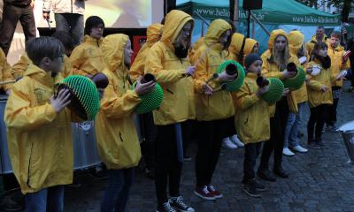 Foto des Albums: Schweriner Nachtläufer mit Trommelklängen angespornt