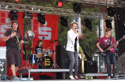 Foto des Albums: Rock-Pop-Ensembles gestalten Lindenfest mit