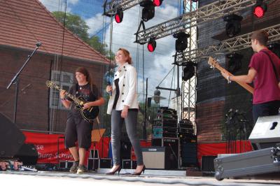 Foto des Albums: Rock-Pop-Ensembles gestalten Lindenfest mit