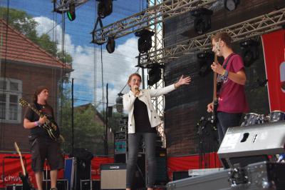 Foto des Albums: Rock-Pop-Ensembles gestalten Lindenfest mit