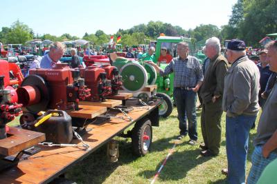 Foto des Albums: Traktortreffen und Dorffest in Waltersdorf
