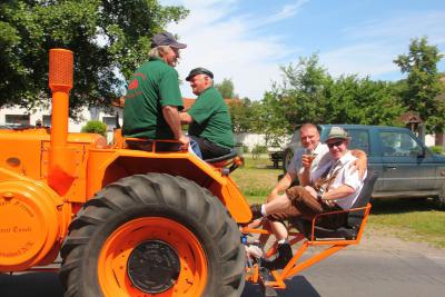 Foto des Albums: Traktortreffen und Dorffest in Waltersdorf