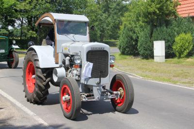 Foto des Albums: Traktortreffen und Dorffest in Waltersdorf
