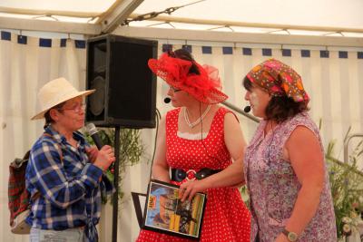 Foto des Albums: Traktortreffen und Dorffest in Waltersdorf