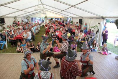 Foto des Albums: Traktortreffen und Dorffest in Waltersdorf