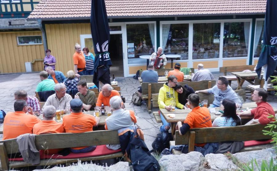 Bild: Am Bahnhof Heyerode