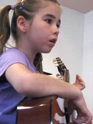 Foto des Albums: Elternvorspiel der Gitarrenklasse von Heike Backhaus