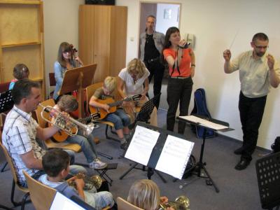 Foto des Albums: IKARUS-Orchester spielt auf