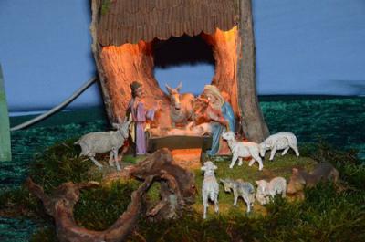 Foto des Albums: Christkindlmarkt /Krippenaustellung 2012