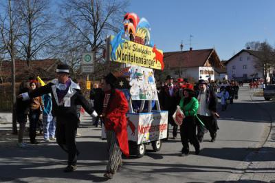 Foto des Albums: Faschingsumzug 2011