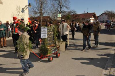 Foto des Albums: Faschingsumzug 2011