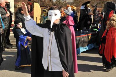 Foto des Albums: Faschingsumzug 2011