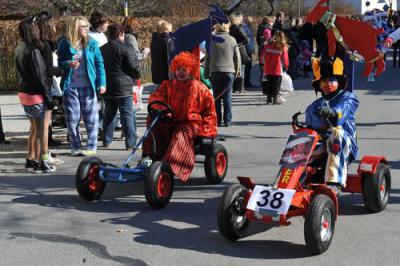 Foto des Albums: Faschingsumzug 2011