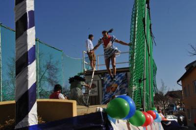 Foto des Albums: Faschingsumzug 2011