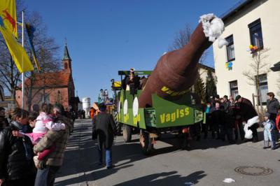 Foto des Albums: Faschingsumzug 2011