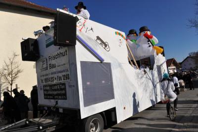 Foto des Albums: Faschingsumzug 2011