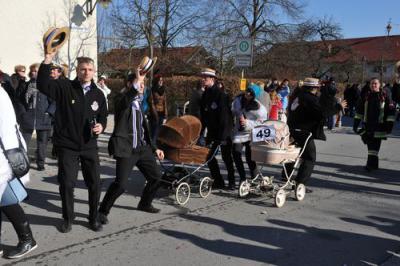 Foto des Albums: Faschingsumzug 2011