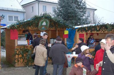 Foto des Albums: Christkindlemarkt /Krippenspiel /Weihnachtskonzert 2010