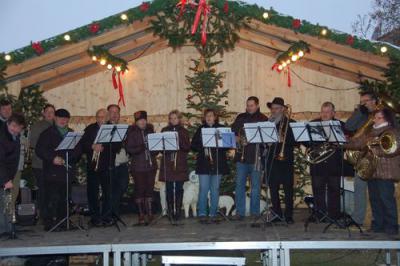 Foto des Albums: Christkindlemarkt /Krippenspiel /Weihnachtskonzert 2010