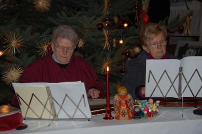 Foto des Albums: Christkindlemarkt /Krippenspiel /Weihnachtskonzert 2010