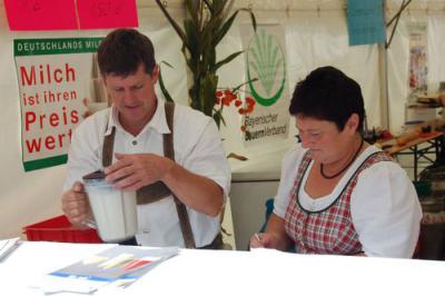 Foto des Albums: Herbstmarkt / Armdrücken 2009