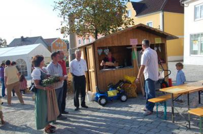 Foto des Albums: Herbstmarkt / Armdrücken 2009