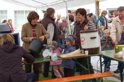 Foto des Albums: Herbstmarkt /Kartrennen 2008