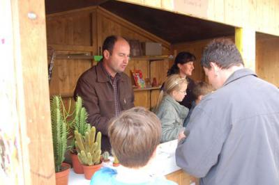 Foto des Albums: Herbstmarkt /Kartrennen 2008