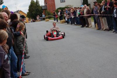 Foto des Albums: Herbstmarkt /Kartrennen 2008