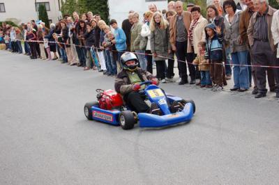Foto des Albums: Herbstmarkt /Kartrennen 2008