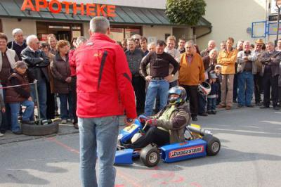 Foto des Albums: Herbstmarkt /Kartrennen 2008