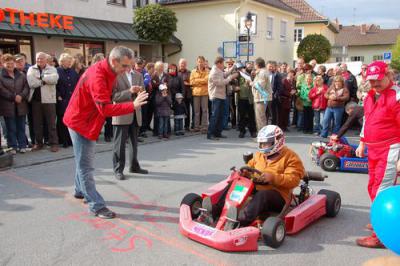 Foto des Albums: Herbstmarkt /Kartrennen 2008