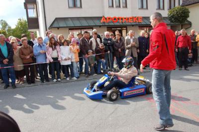 Foto des Albums: Herbstmarkt /Kartrennen 2008
