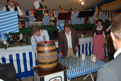 Foto des Albums: Voklsfestauszug 2008