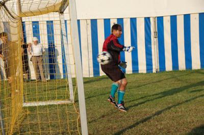 Foto des Albums: Volksfest "7 Meter schießen" 2008